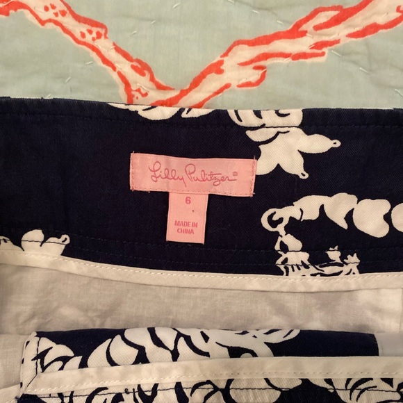 EUC Lilly Pulitzer Tail Lights True Navy Georgie Wrap Skirt - Picture 4 of 8